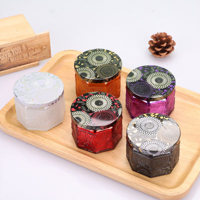 Good price 8각형 글라스는 Lid와 양초자 비어 있는 고급 복수색 4 온스 8 온스를 엠보싱 처리했습니다 온라인으로